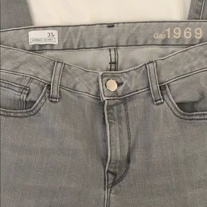 Gap Always Skinny Mid rise Jean